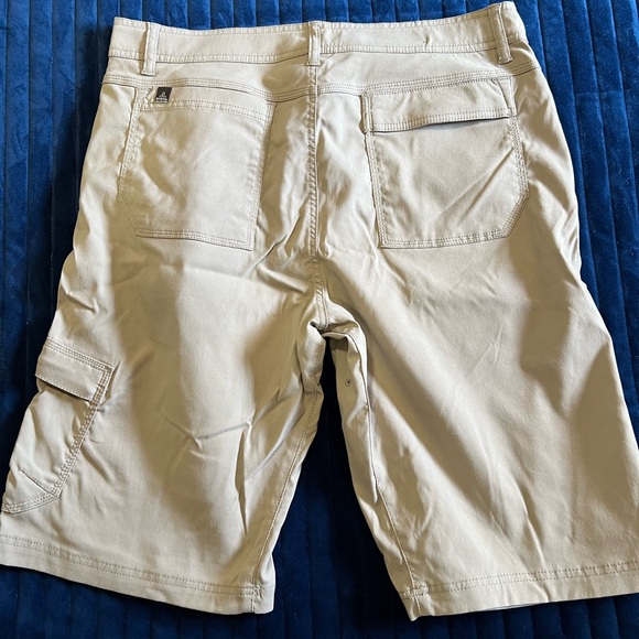 Prana Stretch Zion Short II EUC - Picture 6 of 6